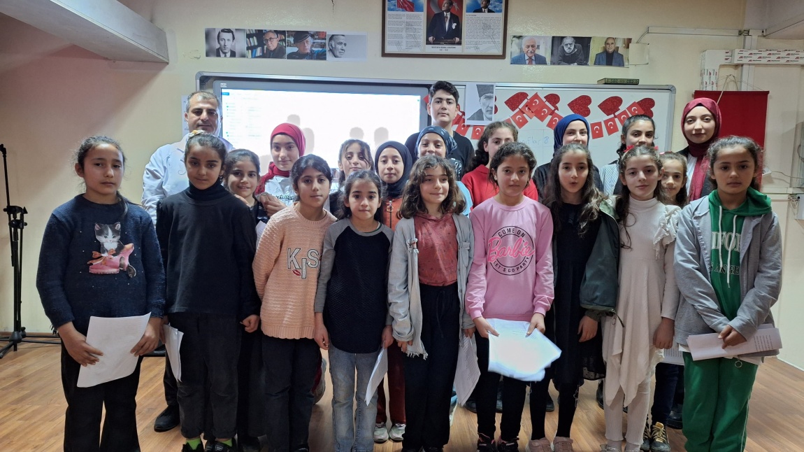 12 Mart İstiklal Marşının Kabulü Okulumuzda Coşku ile Kutlandı 